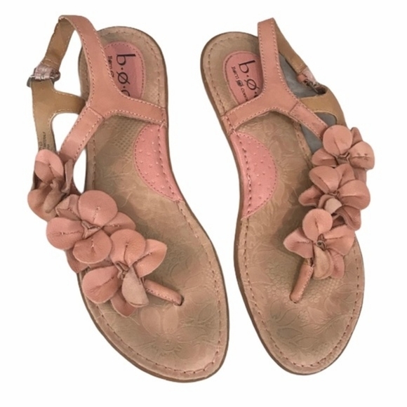 b.o.c. Shoes - B.O.C. Women's BOC Born Concept Dusty Pink Thong Leather Flower Sandals Size 8